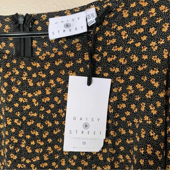 NWT Daisy Street Long-sleeve Ruffle Mini Dress Ditsy Floral Size 4X - Picture 7 of 15
